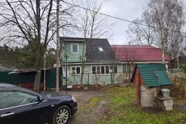 Сдается 1/2 жилого дома.