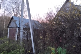 Участок в деревне (дом под снос).