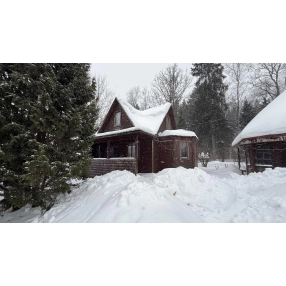 Продается дом на участке 6 сот.