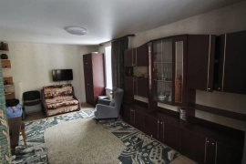 Сдаётся 2 х комнатная квартира.